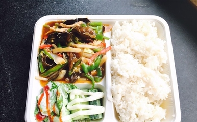 宜昌當(dāng)陽商務(wù)局附近最好吃的煲仔飯?jiān)谀睦?宜昌當(dāng)陽商務(wù)局附近地道煲仔飯?