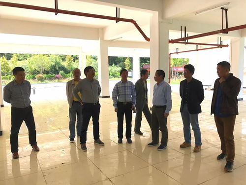 南平市商務(wù)局副局長陳繼勇一行到水南村調(diào)研水南 圓夢村 建設(shè)及農(nóng)產(chǎn)品交易展示中心