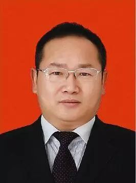 黃岡人吳錦當選黃石市市長