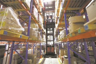 穩(wěn)外貿(mào) 拓市場 促消費--宜昌市商務局優(yōu)化服務提升經(jīng)濟質(zhì)量掃描