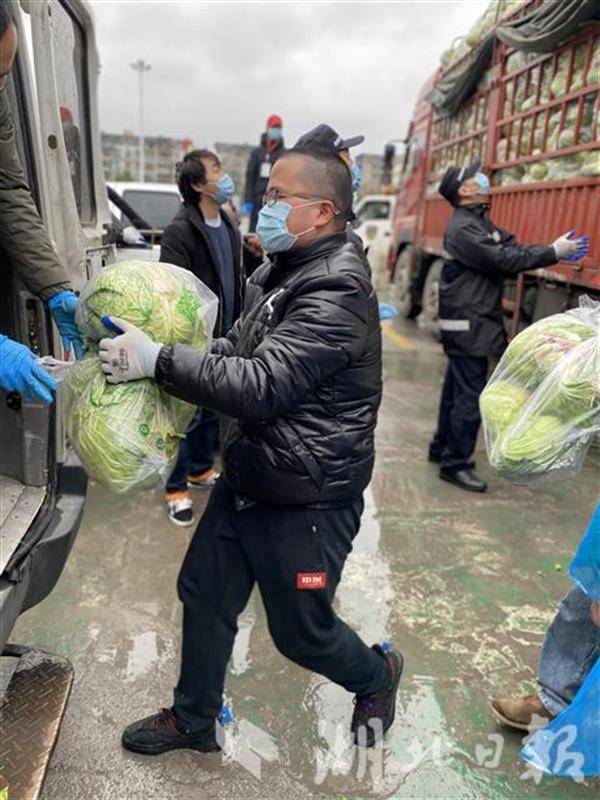 沖到一線 干在前面 湖北保衛(wèi)戰(zhàn) 武漢保衛(wèi)戰(zhàn)中的基層黨員干部