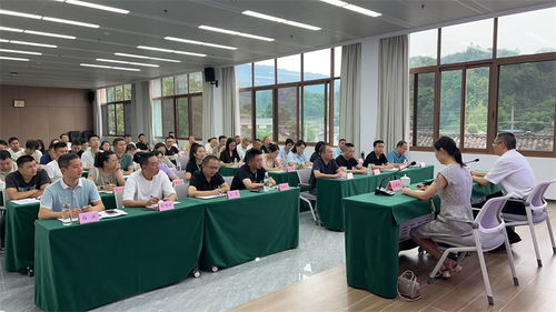 研學(xué)深思強(qiáng)提升 充電蓄能護(hù)食安 眉山市市場監(jiān)管局舉辦食品生產(chǎn)監(jiān)管人員暨食品生產(chǎn)許可核查人員培訓(xùn)班